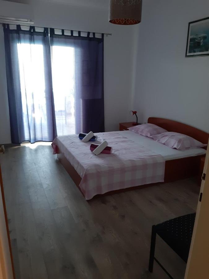 Apartments Davor Ceko イェセニツェ エクステリア 写真
